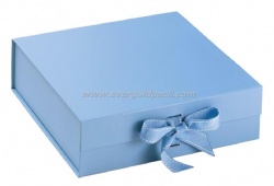 Folding Magnetic Closure Gift Cardboard Box With Ribbon Closure